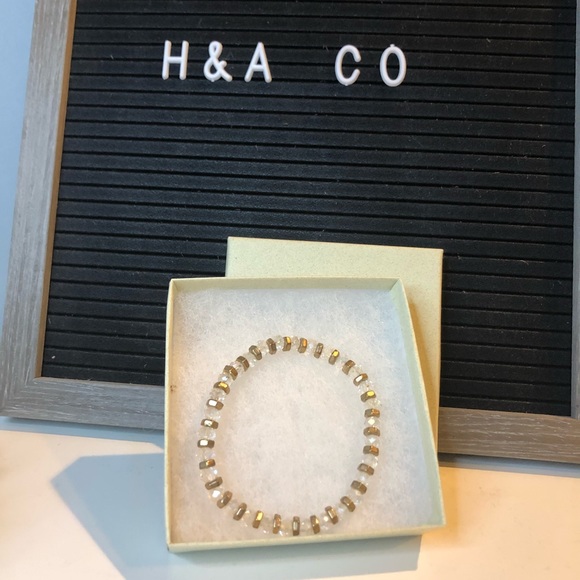 Vintage Gold and Silver Bracelets - Picture 3 of 4